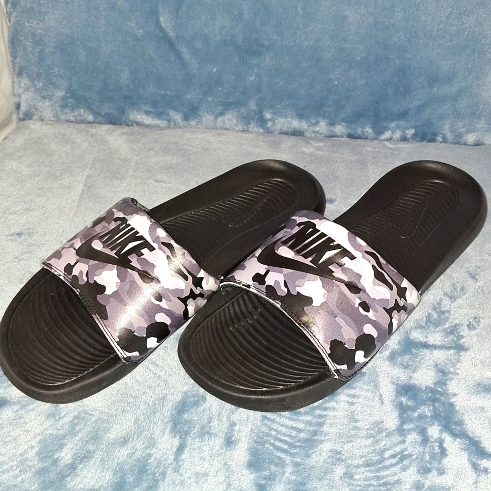Nike Victori One Printed Camo Gray White Camo